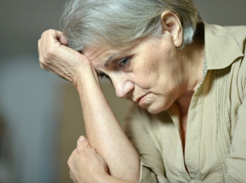 Содействие при лечении неврозов и депрессий у пожилых людей